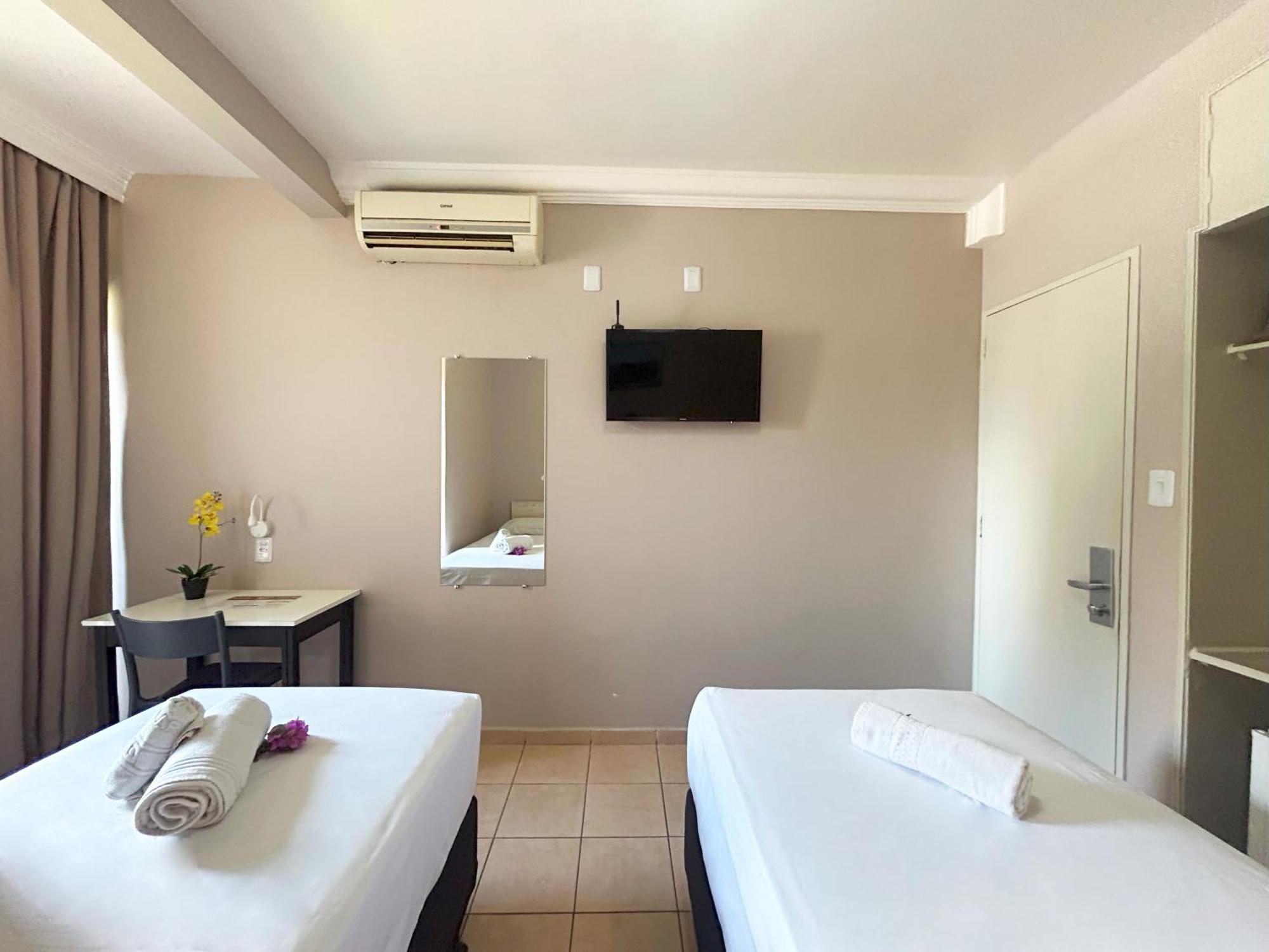 Hotel El Pilar By Bsb Inn Brasília Luaran gambar